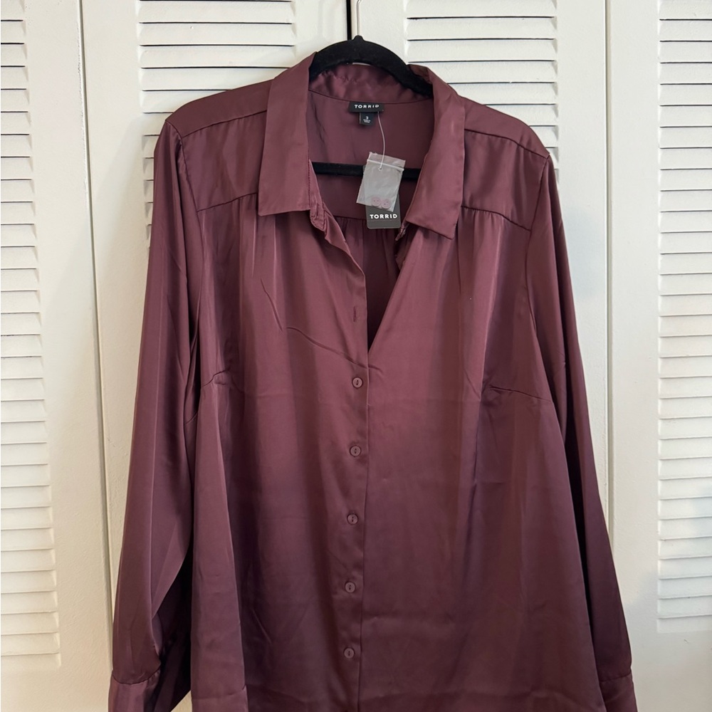 Torrid Burgundy Satin Blouse, Button down NEW W TAGS